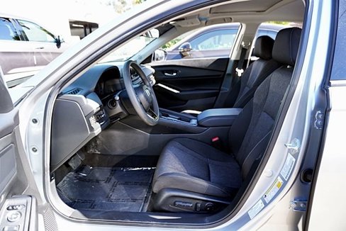 Used 2024 Honda Accord EX image 13