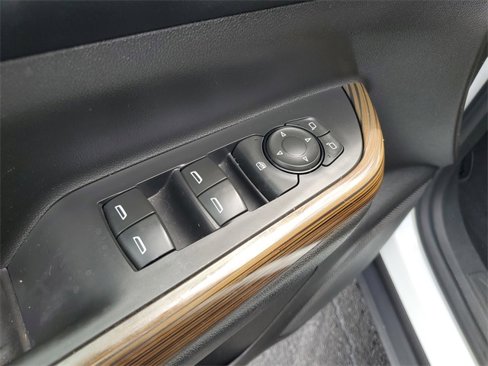 Used 2017 GMC Acadia SLE image 22