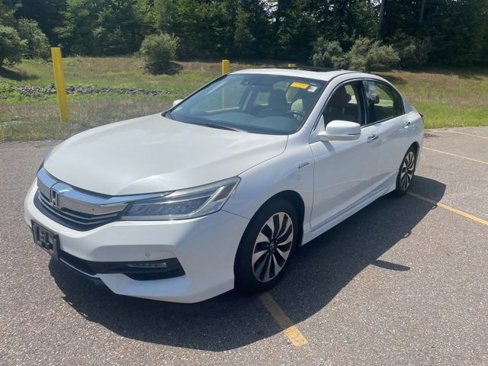 Used 2017 Honda Accord Touring image 7