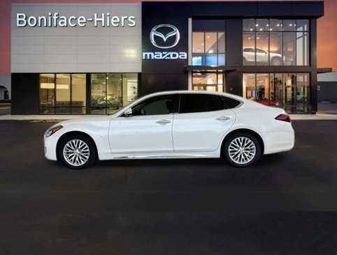 Used 2016 INFINITI Q70 L 3.7 w/ Technology Package image 31
