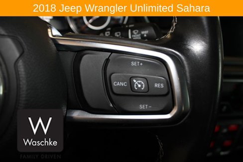 Used 2018 Jeep Wrangler Unlimited Sahara image 30
