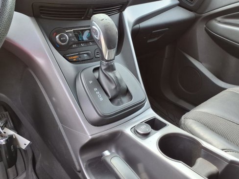 Used 2016 Ford Escape SE w/ SE Chrome Package image 19