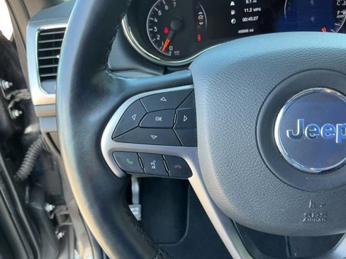 Used 2021 Jeep Grand Cherokee Laredo X image 19