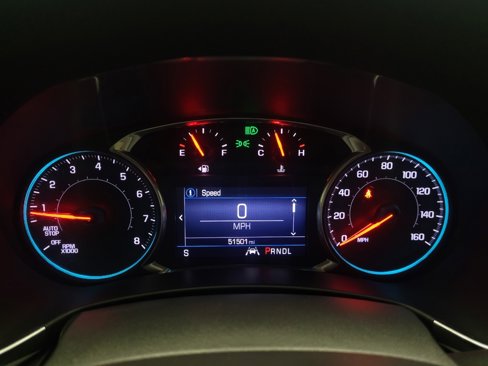 Used 2020 Chevrolet Equinox LT image 23