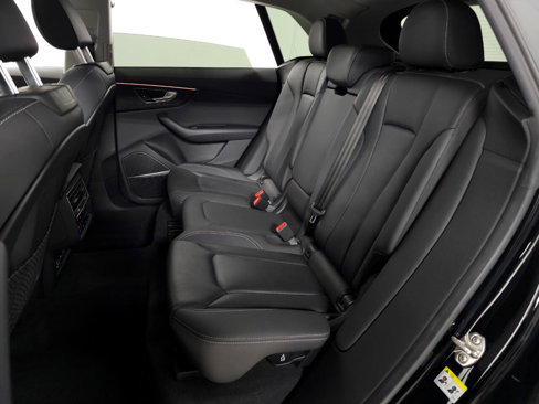 Used 2019 Audi Q8 Premium Plus w/ Premium Plus image 34