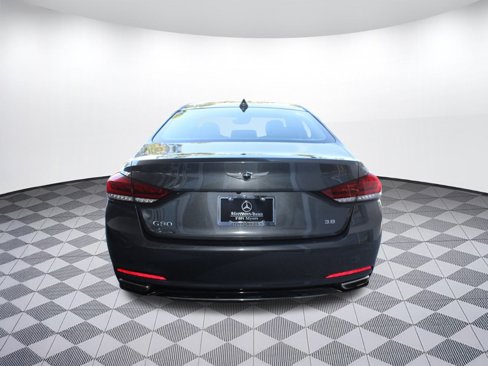 Used 2019 Genesis G80 3.8 image 10
