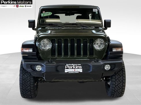 Used 2022 Jeep Wrangler Unlimited Sport image 2