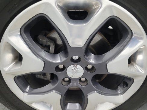 Used 2018 Jeep Compass Limited w/ Navigation Group image 31