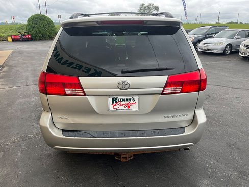 Used 2004 Toyota Sienna image 5