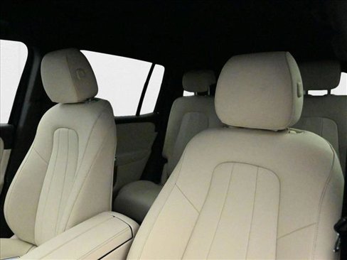 New 2025 Mercedes-Benz EQB 300 4MATIC image 9