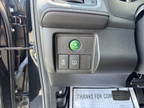 Used 2018 Honda HR-V EX image 16