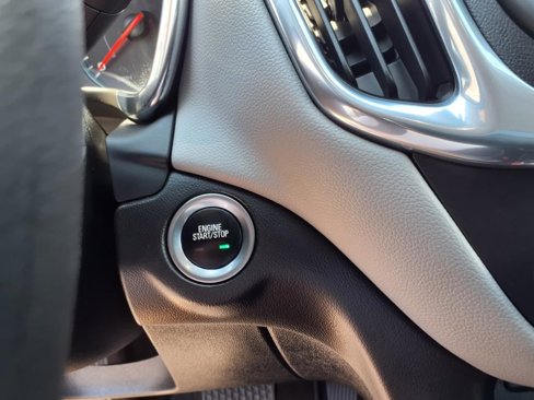 Used 2020 Chevrolet Equinox LS image 26