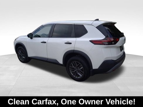 Used 2022 Nissan Rogue S image 3