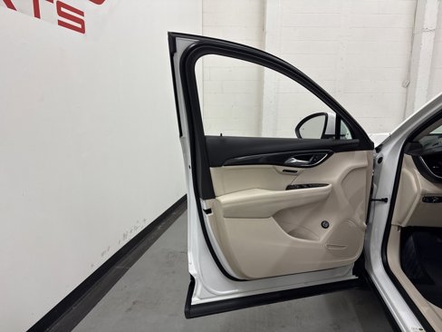 Used 2021 Buick Envision Essence image 35