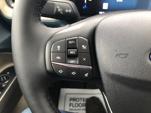 New 2025 Ford Maverick Lariat w/ 4K Tow Package image 24