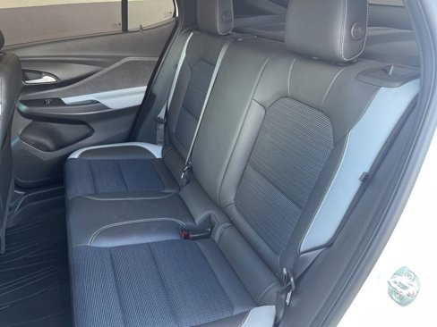 Used 2024 Buick Envista Preferred image 16