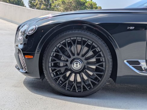 Used 2021 Bentley Continental GT image 6