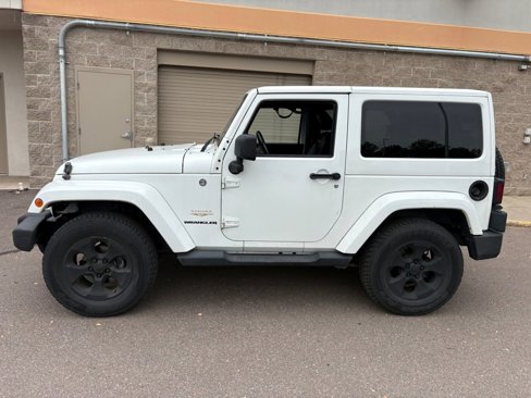 Used 2014 Jeep Wrangler Sahara image 4