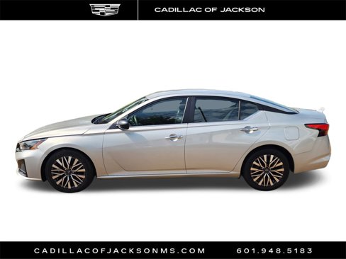 Used 2024 Nissan Altima 2.5 SV image 22