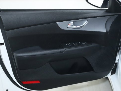 Used 2023 Kia Forte LXS image 15
