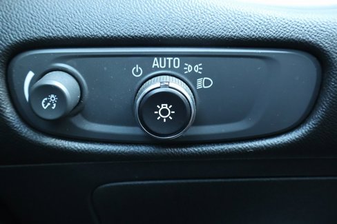 Used 2024 Chevrolet Malibu LT image 18