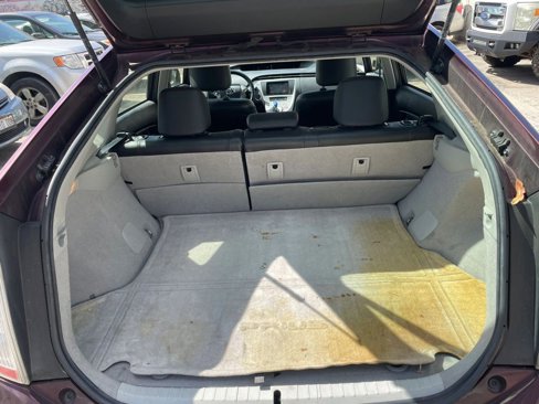 Used 2013 Toyota Prius Four image 9