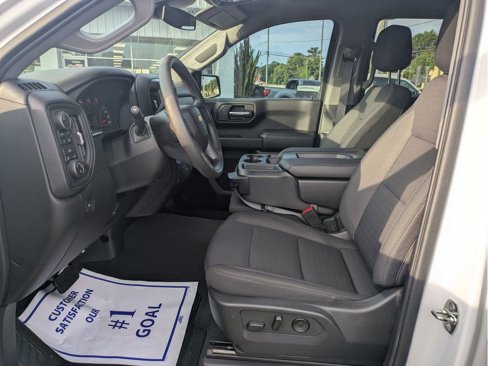 Used 2023 Chevrolet Silverado 1500 Custom image 15