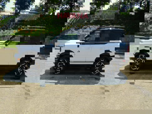 New 2025 Ford Bronco Sport Outer Banks w/ Outer Banks Tech Package+ image 1
