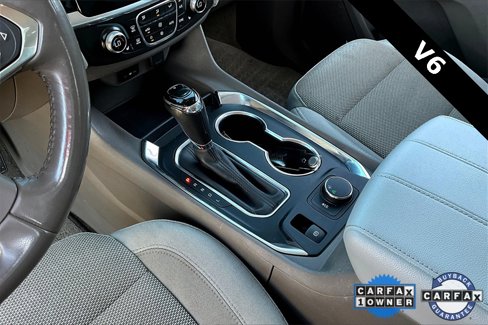 Used 2019 Chevrolet Traverse LT image 17