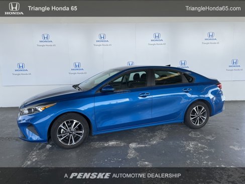 Used 2024 Kia Forte LX image 1