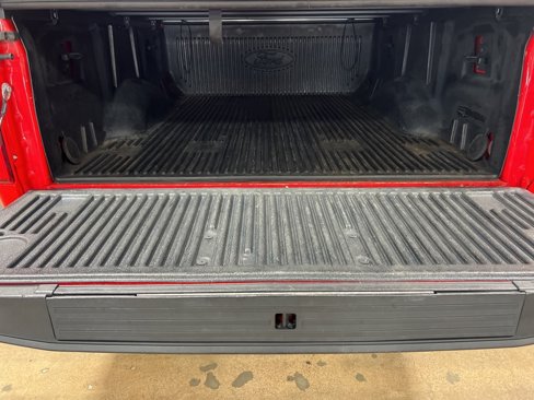 Used 2017 Ford F150 XLT w/ Equipment Group 302A Luxury image 8