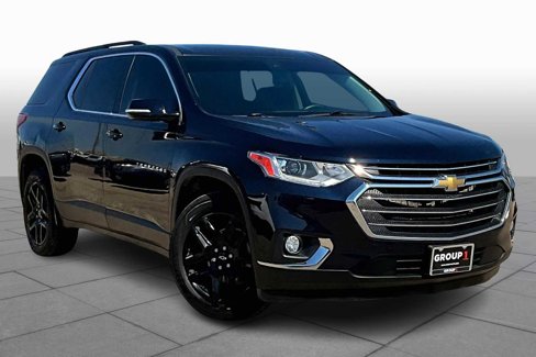 Used 2020 Chevrolet Traverse LT image 2
