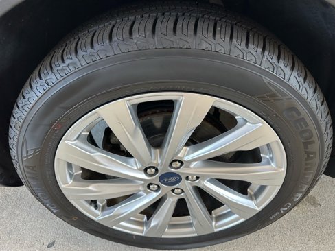 Certified 2021 Ford Escape Titanium w/ Titanium Elite Package image 5
