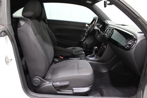 Used 2016 Volkswagen Beetle 1.8T S image 25