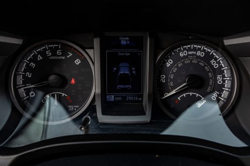 Used 2019 Toyota Tacoma TRD Sport image 19