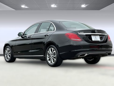 Used 2017 Mercedes-Benz C 300 4MATIC Sedan image 3