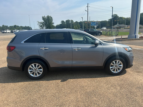 Used 2020 Kia Sorento LX image 6