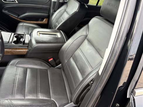 Used 2020 GMC Yukon XL Denali image 8