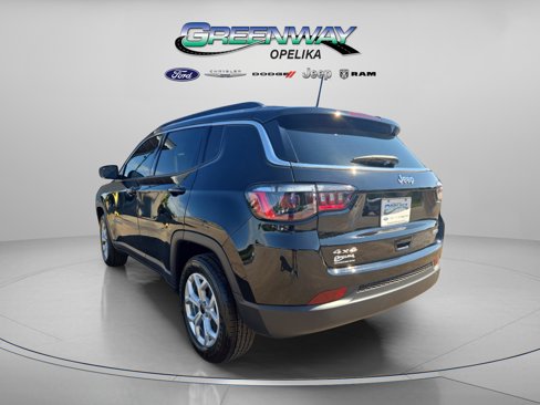 New 2025 Jeep Compass Latitude image 5