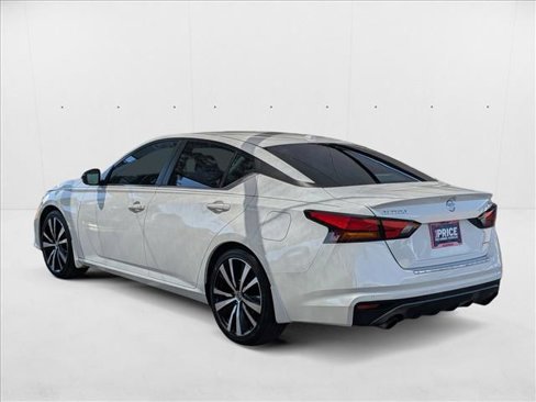 Used 2022 Nissan Altima 2.0 SR image 8