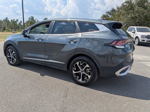 Used 2024 Kia Sportage EX image 6