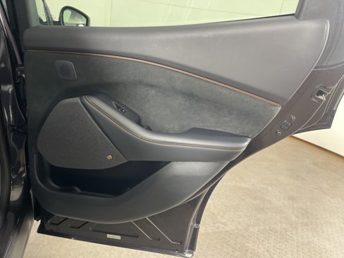 Used 2022 Ford Mustang Mach-E GT image 14