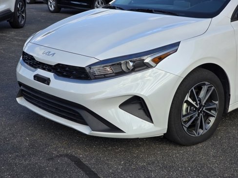 Used 2024 Kia Forte LXS image 15