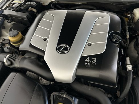 Used 2003 Lexus SC 430 Convertible image 24