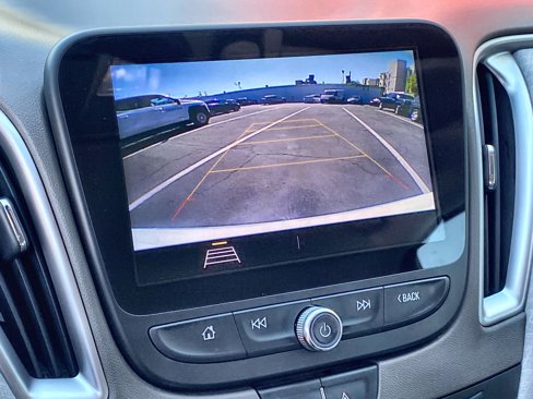 Used 2020 Chevrolet Malibu LS image 15