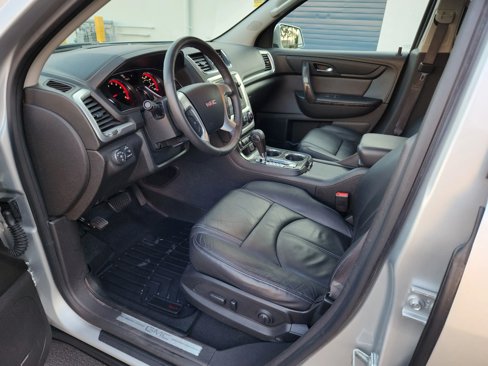 Used 2015 GMC Acadia SLT image 7