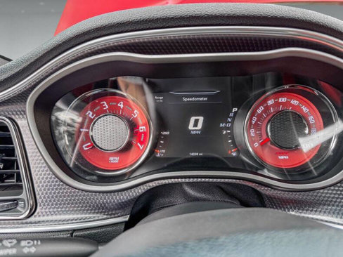 Used 2016 Dodge Challenger SRT Hellcat image 22