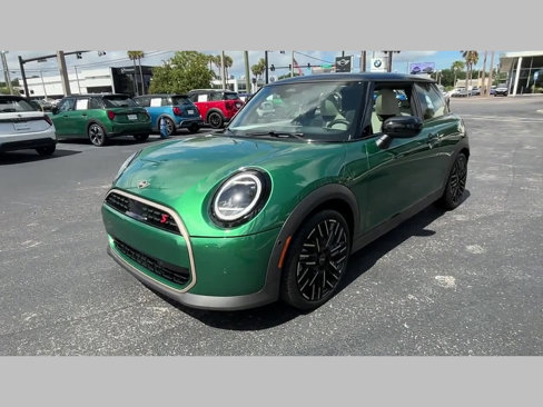 Certified 2025 MINI Cooper S image 33