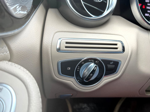 Used 2015 Mercedes-Benz C 300 4MATIC Sedan w/ Premium 1 Package image 25