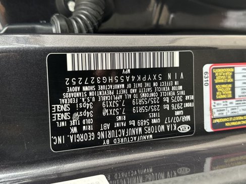 Used 2017 Kia Sorento SX image 38